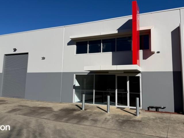 Warehouse for rent in Aylmerton, New South Wales