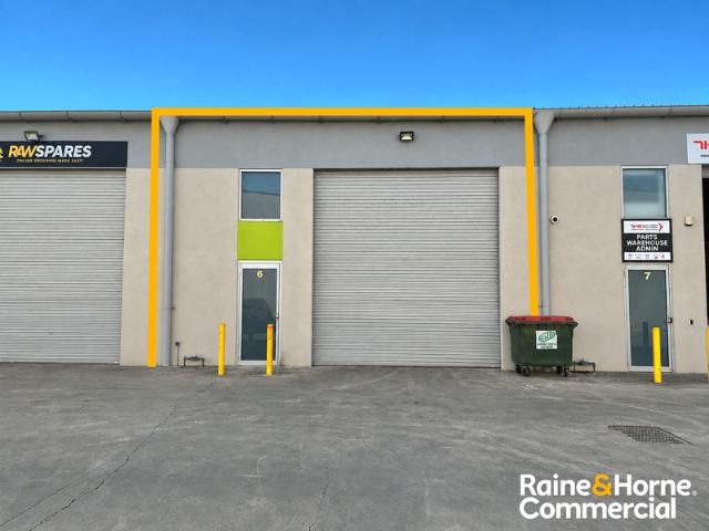 Warehouse for rent in Penrith, Sydney