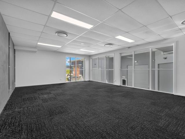 Warehouse for rent in Kings Creek, Queensland