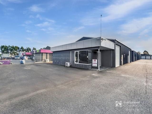 Warehouse for sale in Bairnsdale, Victoria