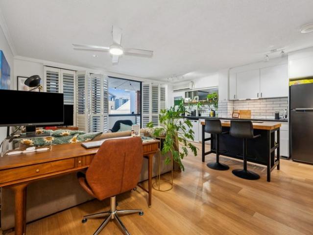 Apartment for rent in Toombul, Queensland