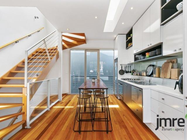 Townhouse for sale in Camerons Creek, Victoria
