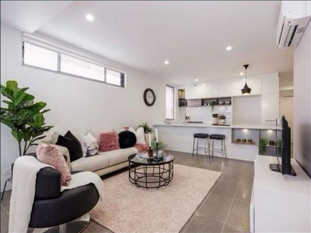 Apartment for rent in Toombul, Queensland