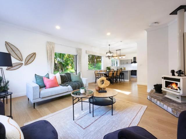 House for rent in Oratia, Oroua County