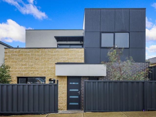 Townhouse for rent in Camerons Creek, Victoria