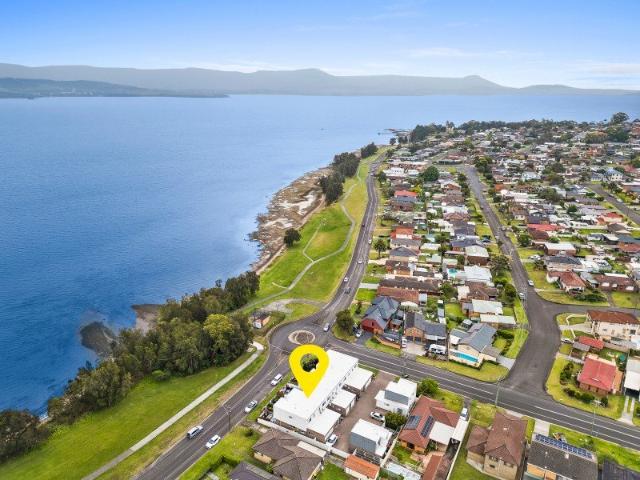 Townhouse for rent in Mount Warrigal, Shellharbour City Council