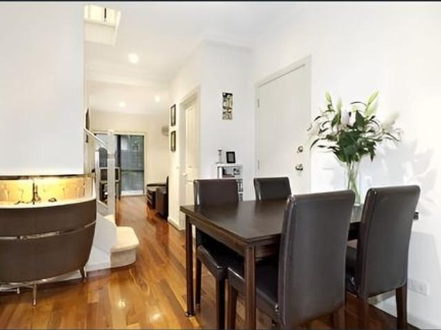 Townhouse for rent in Camerons Creek, Victoria