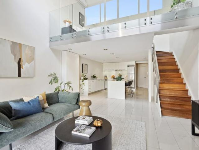 Granny Flat for rent in Leederville, Western Australia