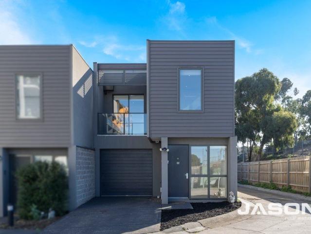 Townhouse for sale in Camerons Creek, Victoria