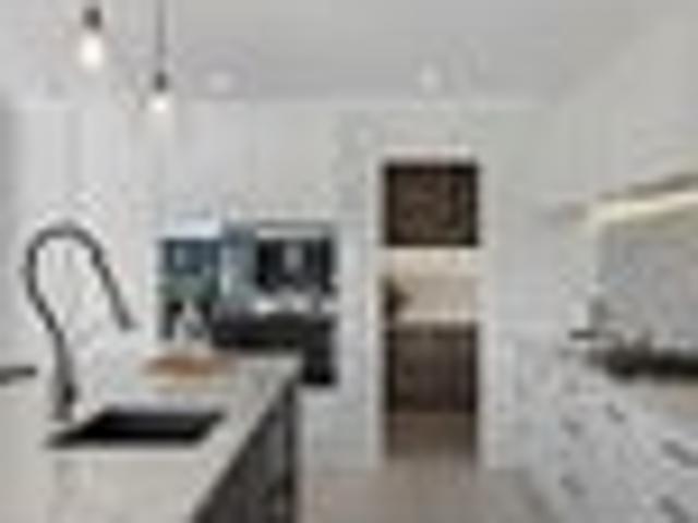 House for sale in Awhitu