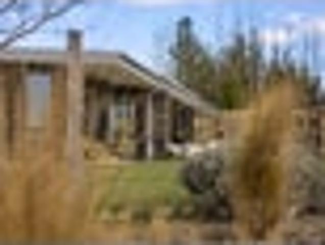 House for sale in Alexandra, Vincent Community