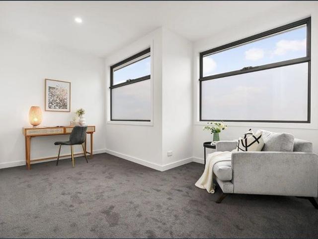 Townhouse for rent in Camerons Creek, Victoria