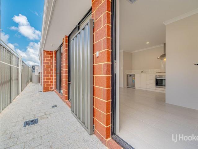 Duplex for rent in Parklands, Western Australia