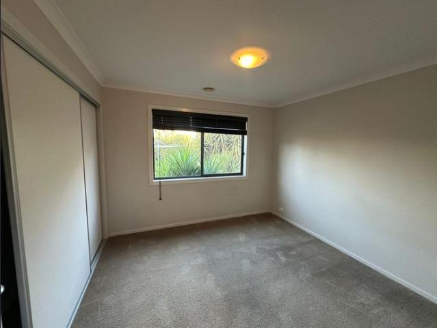 House for rent in Kialla, Victoria