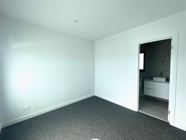 Townhouse for rent in Camerons Creek, Victoria