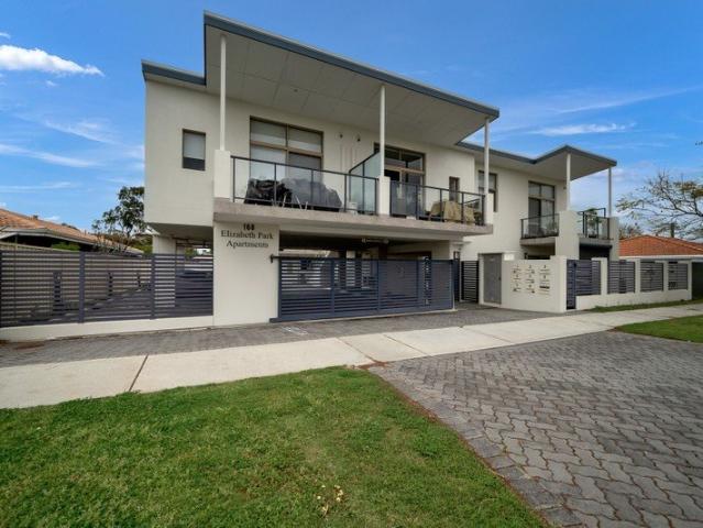 Townhouse for rent in Kewdale, City of Belmont