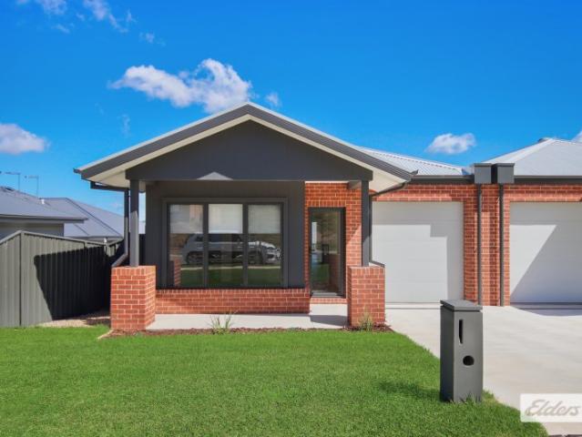 Townhouse for rent in Thurgoona, Albury