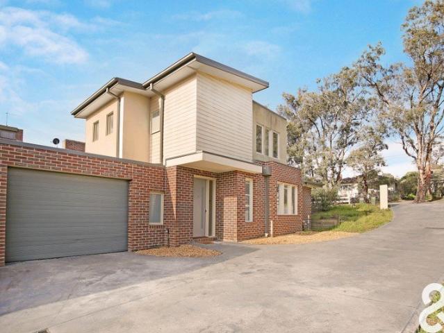 Townhouse for rent in Eltham, Melbourne