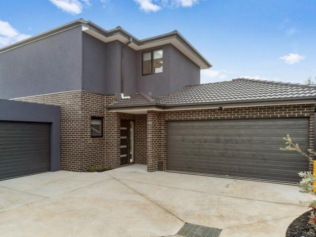 Townhouse for rent in Camerons Creek, Victoria