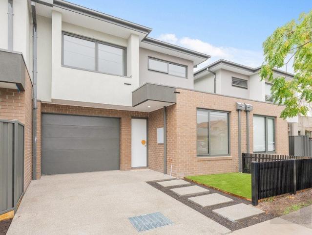 Townhouse for rent in Camerons Creek, Victoria