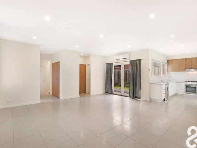 Townhouse for rent in Eltham, Melbourne