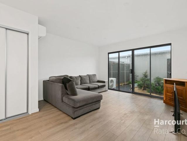 Townhouse for rent in Camerons Creek, Victoria