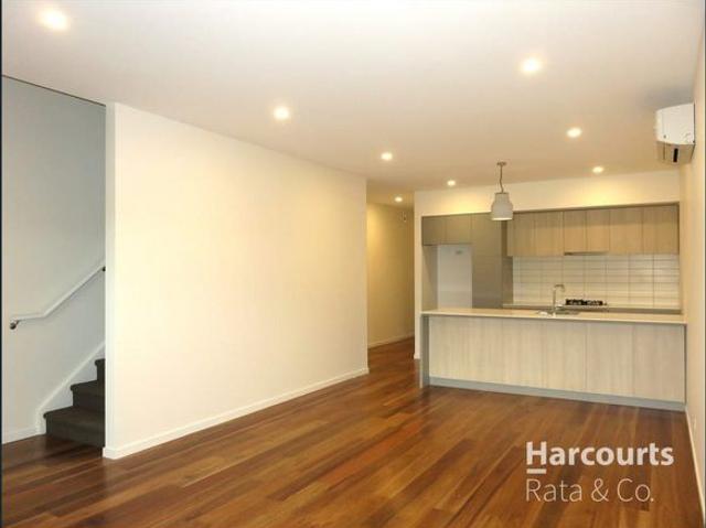 Townhouse for rent in Camerons Creek, Victoria