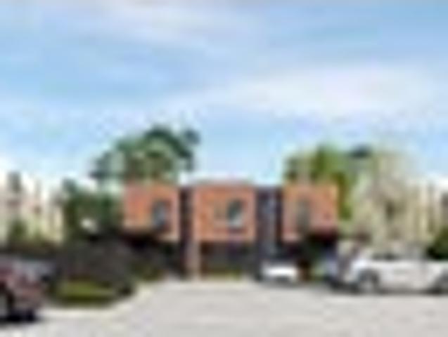 Townhouse for sale in Canterbury
