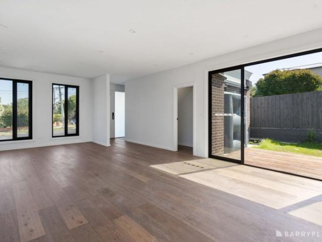 Townhouse for rent in Camerons Creek, Victoria