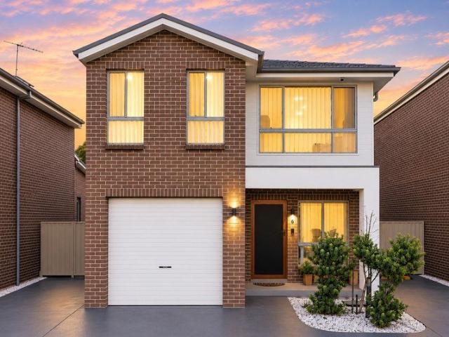 Townhouse for sale in Sydney, New South Wales