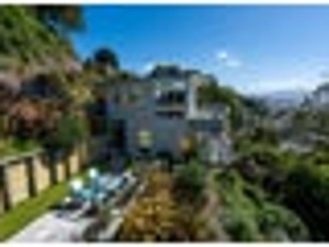 House for sale in Otakou