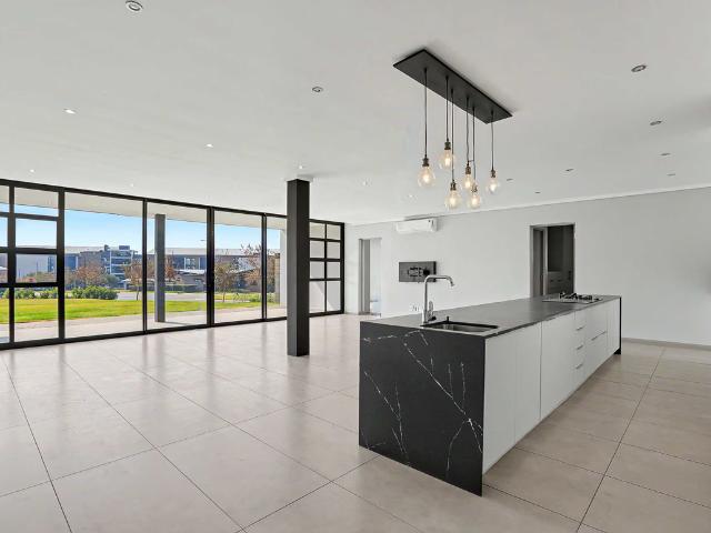 Apartment for rent in Midstream Estate, City of Ekurhuleni Metropolitan Municipality
