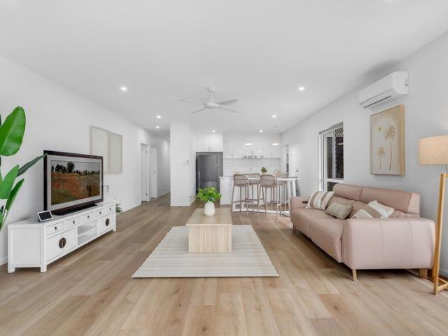 House for sale in Kewarra Beach, Queensland