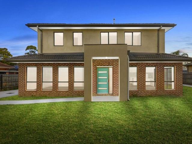 Townhouse for sale in Camerons Creek, Victoria