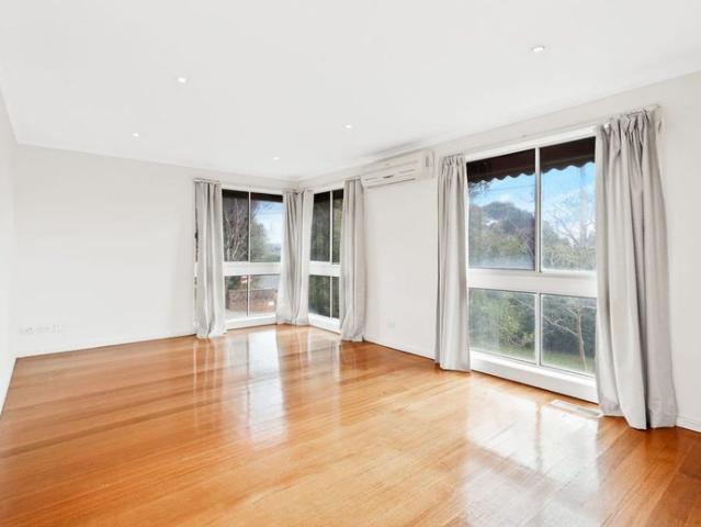 Apartment for rent in Burwood East, Melbourne