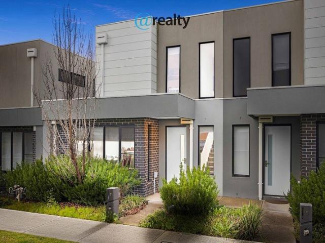 House for sale in Maddison Gardens Estate, Melbourne