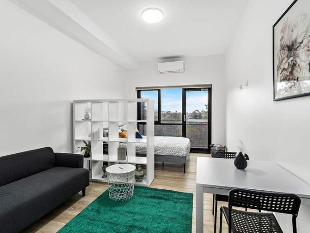Granny Flat for rent in Sydney, New South Wales
