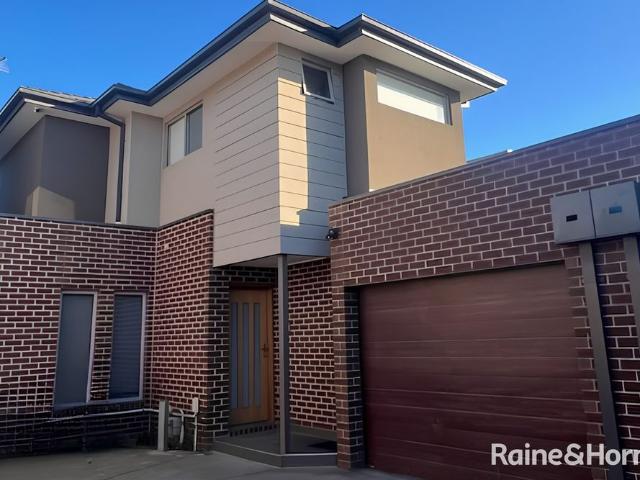 Townhouse for rent in Camerons Creek, Victoria