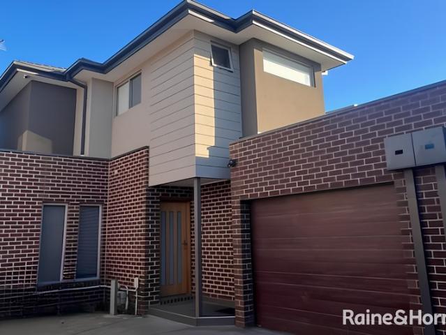 Townhouse for rent in Camerons Creek, Victoria