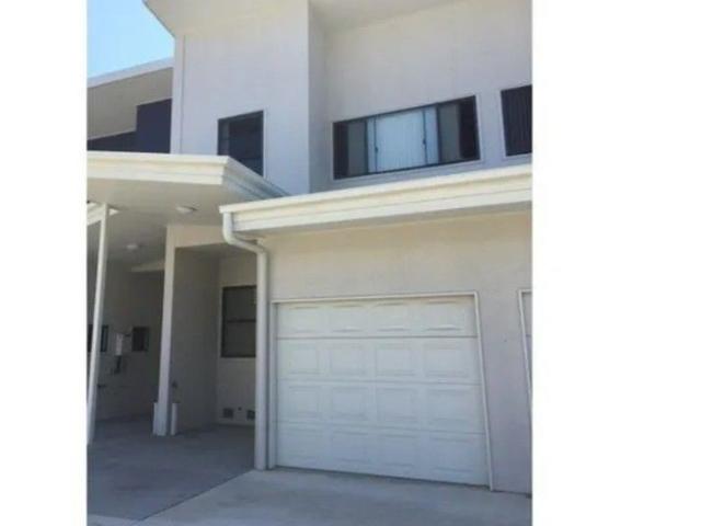 Townhouse for sale in South Mackay, Queensland