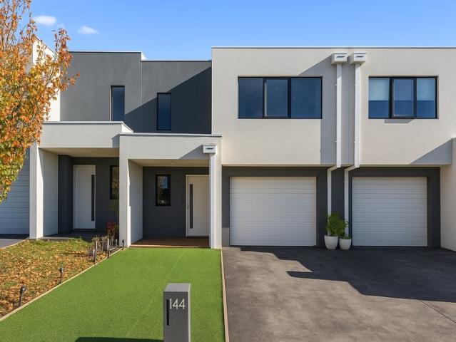 Townhouse for rent in Camerons Creek, Victoria