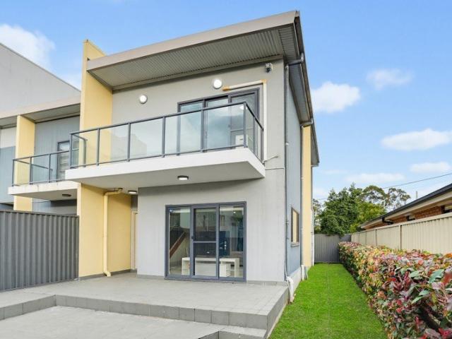Townhouse for sale in Sydney, New South Wales