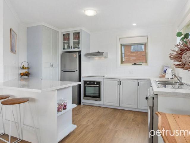 Apartment for sale in Bellerive, Tasmania