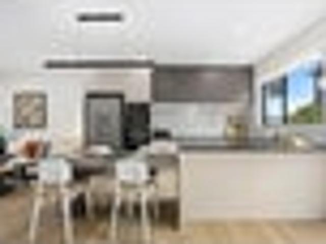 House for sale in Sunnynook