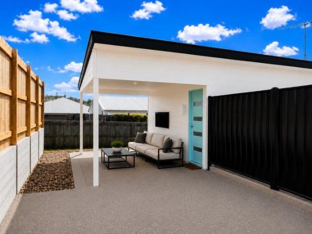 Apartment for rent in Lammermoor, Queensland