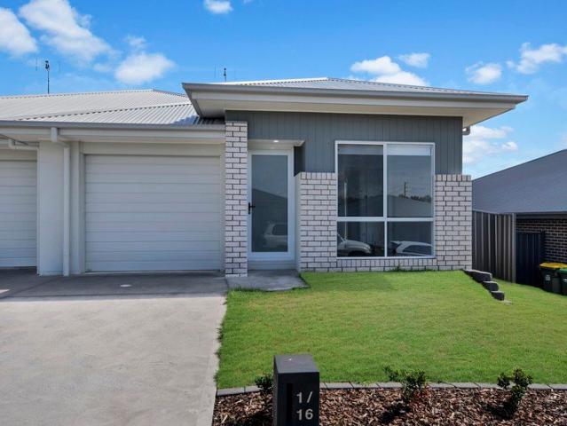 Duplex for rent in Gillieston Heights, Newcastle-Maitland