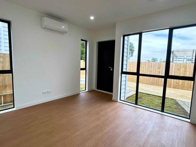 House for rent in Howick, Oroua County