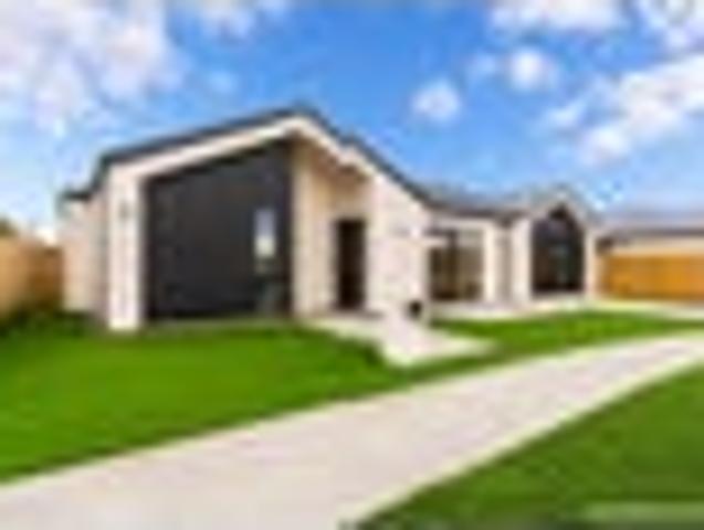 House for sale in Chaslands, Canterbury