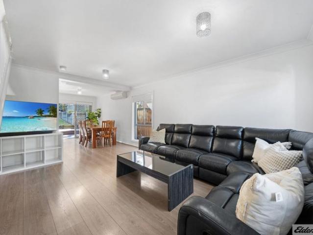 Townhouse for rent in Sydney, New South Wales