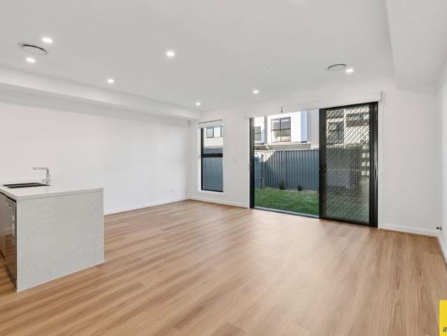 House for rent in Wollongong West, New South Wales